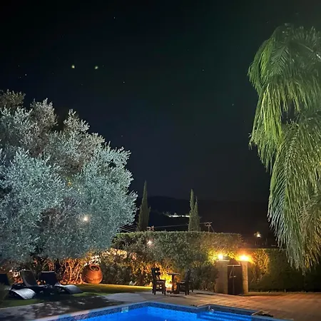 Valencia Grove *