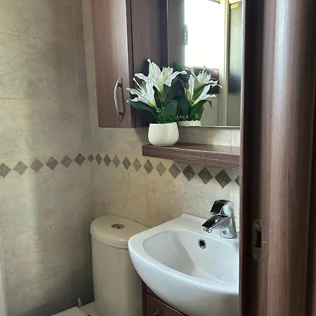 Valencia Grove Villa Miliou