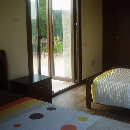 Villa Valencia Grove Miliou