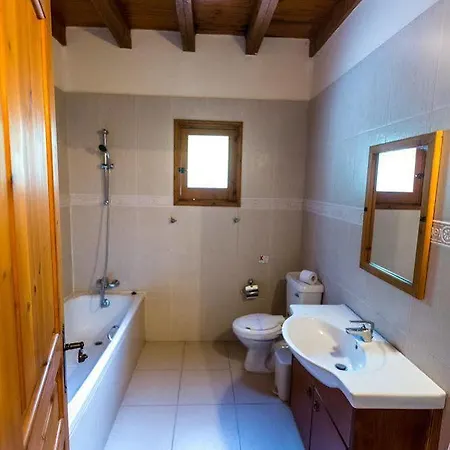 Valencia Grove Villa *