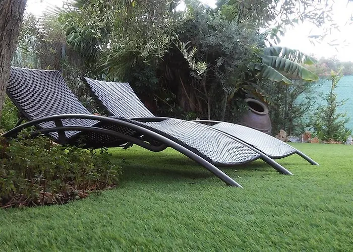 Villa Valencia Grove *