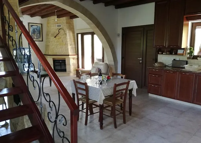 Villa Valencia Grove Miliou